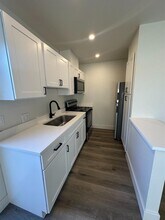 1069 Cherry Ln in Clovis, CA - Building Photo - Building Photo