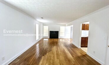 6387 E Windsor Ln in Norcross, GA - Building Photo - Building Photo
