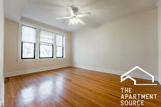 1947 W Winnemac Ave, Unit 3 in Chicago, IL - Foto de edificio - Building Photo