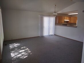 5045 Pioneer Pl in Pueblo, CO - Building Photo - Building Photo