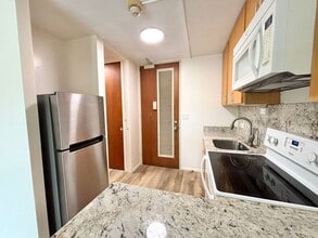 1511 Nuuanu Ave in Honolulu, HI - Building Photo - Building Photo