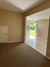 3134 Lexington Ave in Mohegan Lake, NY - Building Photo - Building Photo
