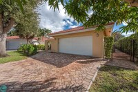 6191 Sweet Maple Ln in Boca Raton, FL - Foto de edificio - Building Photo