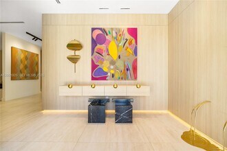 707 NE 77th St in Miami, FL - Building Photo - Building Photo
