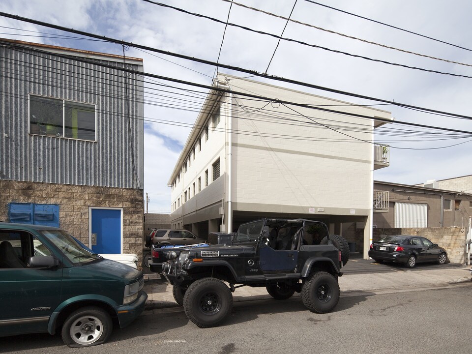 2005 Homerule St in Honolulu, HI - Foto de edificio