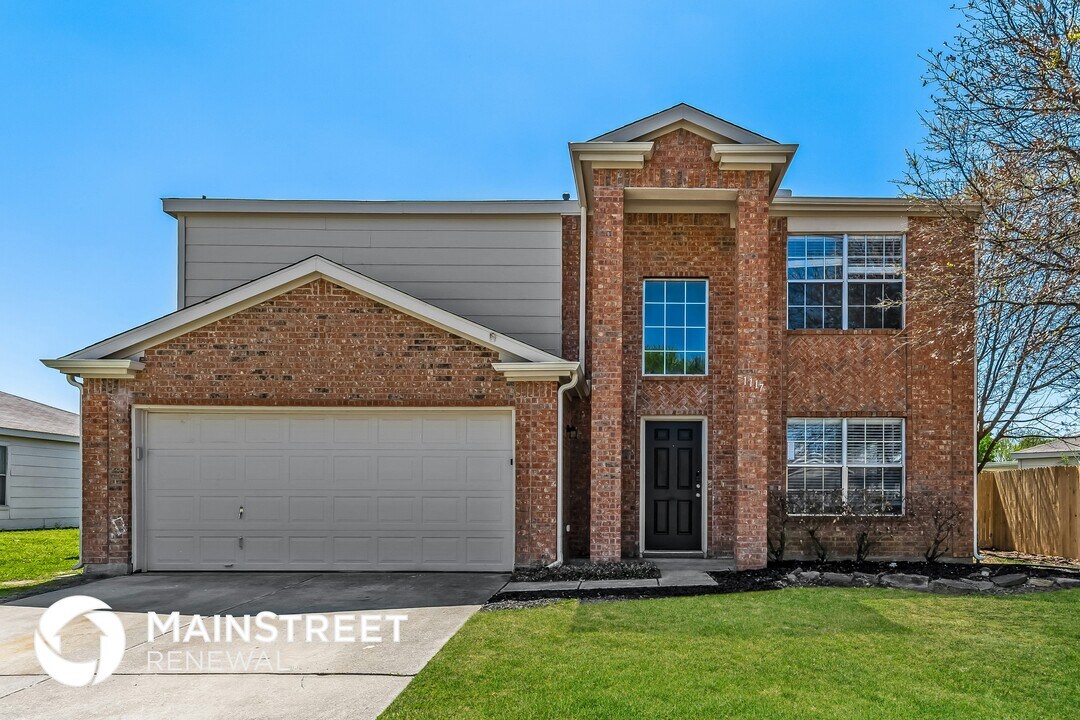 1117 Wintercreek Dr in Denton, TX - Building Photo