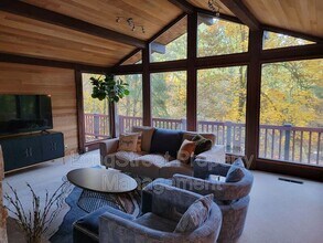 2720 NW Glenwood Dr in Corvallis, OR - Building Photo - Building Photo