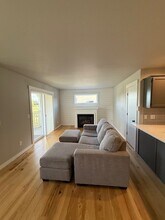 236 W Maberry Dr in Lynden, WA - Building Photo - Building Photo