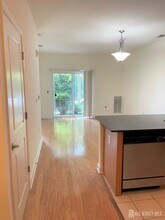 13 Hughes Cir in Sayreville, NJ - Building Photo - Building Photo