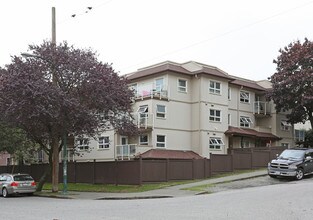 Lu'Ma Housing (Kitchener St) in Vancouver, BC - Building Photo - Building Photo