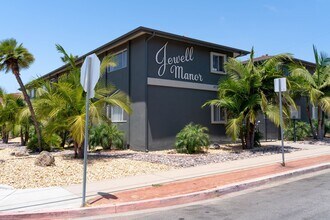 4712 Jewell St in San Diego, CA - Building Photo - Building Photo