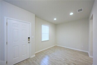 1732 Fountain Bridge Dr in Leander, TX - Building Photo - Building Photo