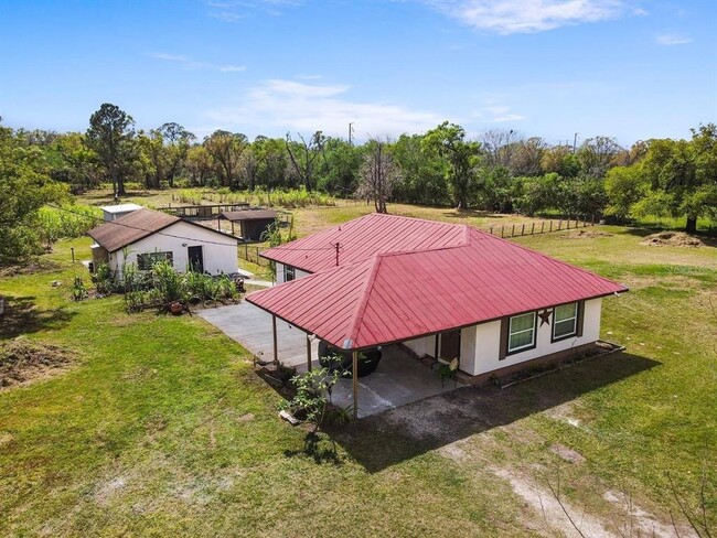 property at 2730 W Highland St