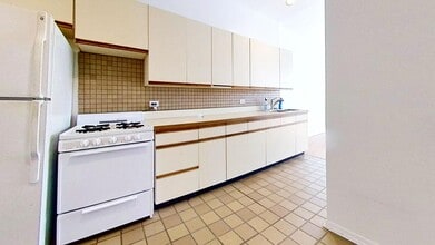 4653 Malden St in Chicago, IL - Building Photo - Building Photo