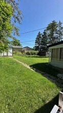 314 Clarkston Rd in Lake Orion, MI - Building Photo - Building Photo