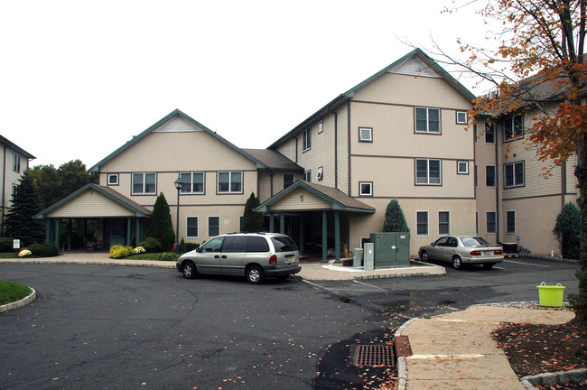 Park Edge in Berkeley Heights, NJ - Foto de edificio - Building Photo