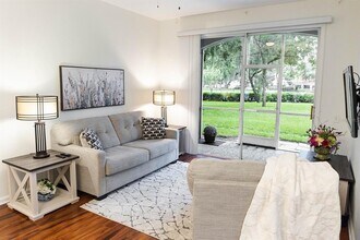 581 Brantley Terrace in Altamonte Springs, FL - Building Photo - Building Photo