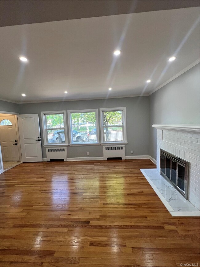 170-31 Grand Central Pkwy in Queens, NY - Building Photo - Building Photo