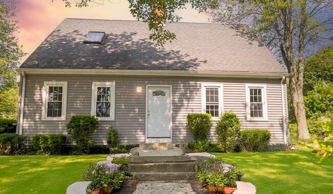 78 High St in Randolph, MA - Building Photo - Building Photo