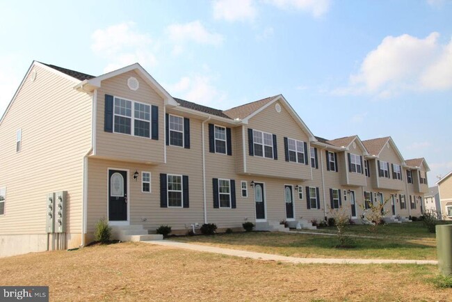 property at 124 Bay Hill Ln