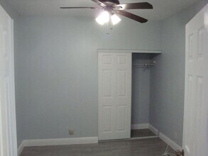 317 Jennings Ave in Greenacres, FL - Building Photo - Building Photo