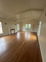 3023 11th Ave, Unit 3023 11th Ave in Los Angeles, CA - Building Photo