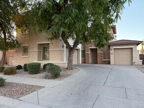 642 E Torrey Pines Pl in Chandler, AZ - Building Photo - Building Photo