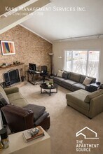 700 Concord Ln in Barrington, IL - Foto de edificio - Building Photo