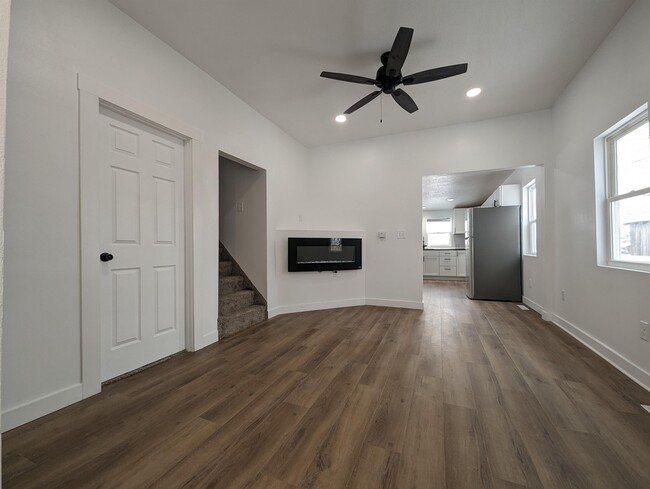 property at 607 1st St