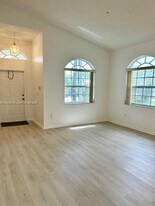 670 NW 154th Ave in Pembroke Pines, FL - Building Photo