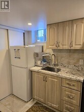 18 Manorglen Crescent in Toronto, ON - Building Photo - Building Photo
