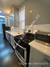 3510 W Irving Pk Rd in Chicago, IL - Building Photo - Building Photo