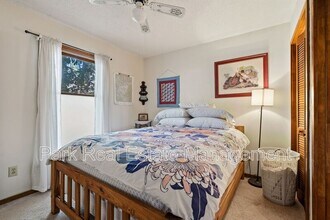 116 Lantern Way in Carrboro, NC - Building Photo - Building Photo