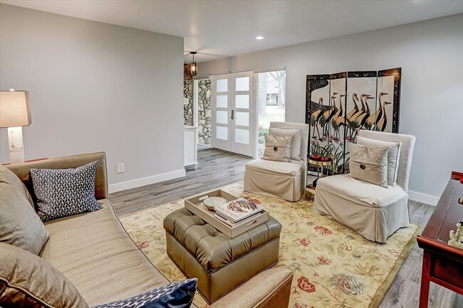 property at 1101 Guinea Dr