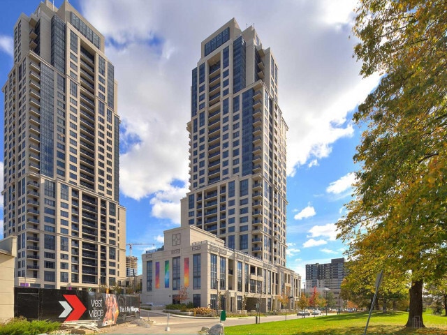 property at 6 Eva Rd