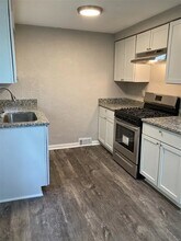 401 Johnston Rd in Pittsburgh, PA - Building Photo - Building Photo