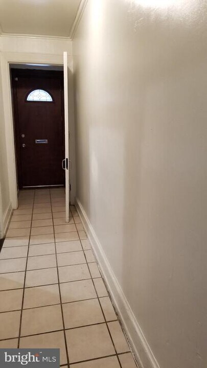 1831 N Croskey St in Philadelphia, PA - Building Photo