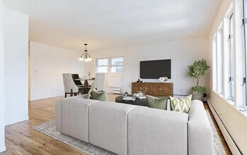136 Suburbia Terrace in Jersey City, NJ - Building Photo - Building Photo