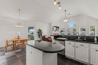 5094 Pleasure Lake Dr in Willis, TX - Building Photo - Building Photo