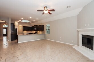 5518 Glenfield Spring Ln in Spring, TX - Building Photo - Building Photo