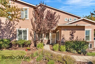 2774 Journey Ln in Hayward, CA - Building Photo - Building Photo