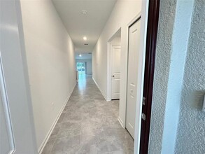 510 Hatteras Rd in Davenport, FL - Building Photo - Building Photo