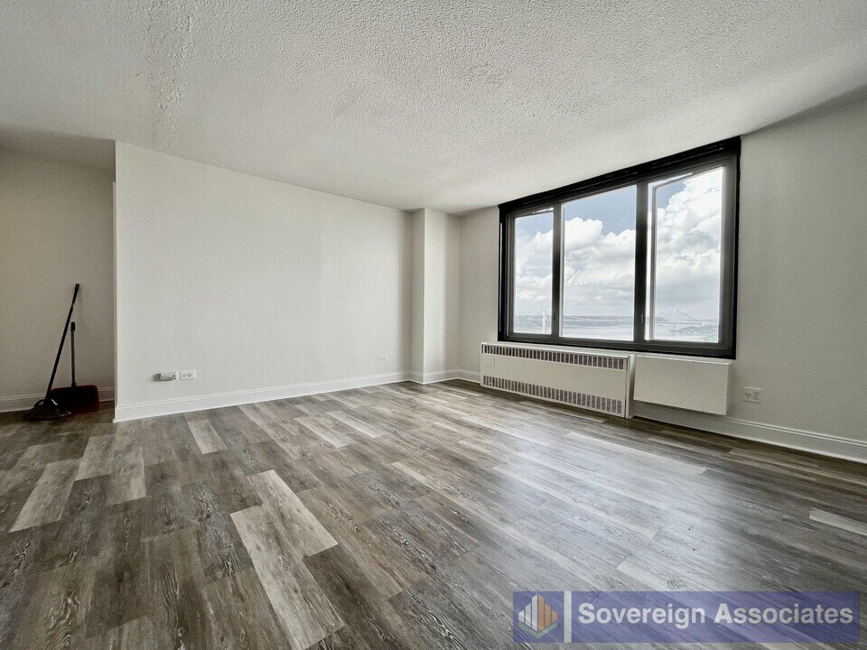 3333 Broadway in New York, NY - Building Photo