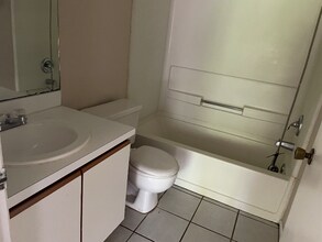 2208 Northlake Dr in Sanford, FL - Building Photo - Building Photo