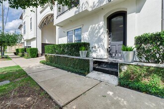 619 Live Oak St in Houston, TX - Building Photo - Building Photo