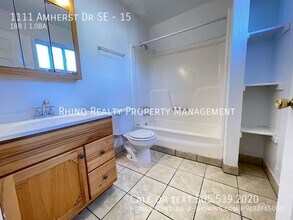 1111 Amherst Dr SE in Albuquerque, NM - Building Photo - Building Photo