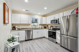 1870 Waldrep Cir SE in Marietta, GA - Building Photo - Building Photo