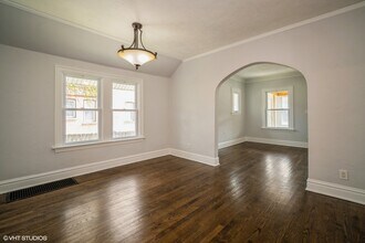 1020 Rose Ave in Des Plaines, IL - Building Photo - Building Photo