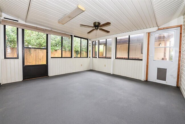 property at 2102 Lanier Dr