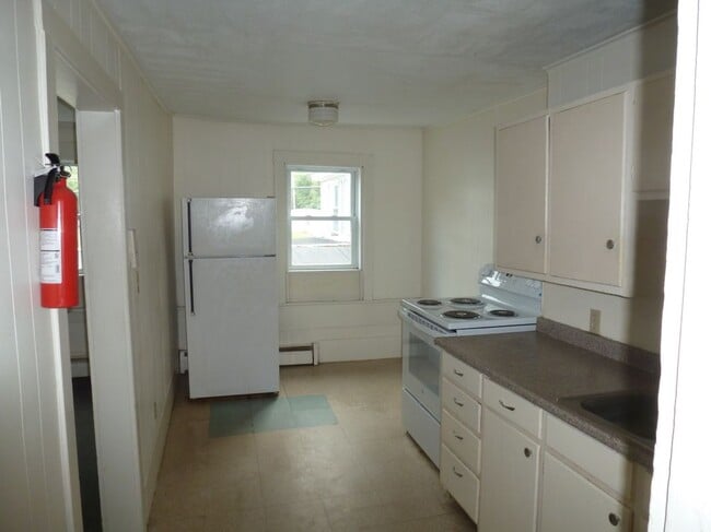 36 Main St in Ashland, NH - Building Photo - Building Photo